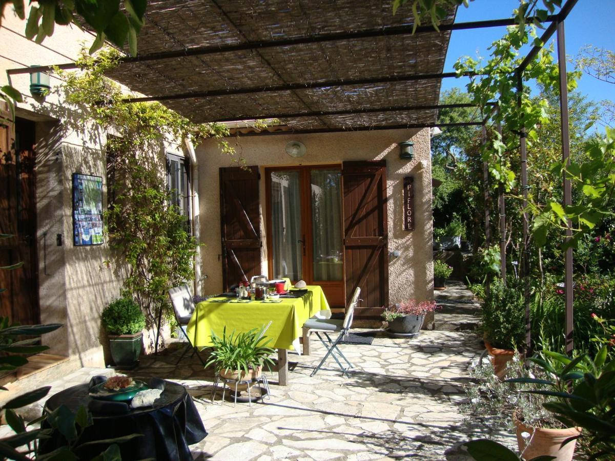 Apiflore Garéoult Exterior foto